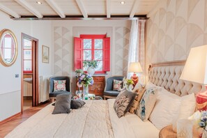 9 bedrooms, iron/ironing board, free WiFi, bed sheets - VILLA BORBONE in Pieve Santo Stefano, a Luxury Renaissance Panoramic 9 Bedrooms Retreat Villa with Private Pool (Lucca)