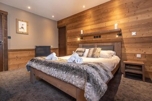 6 bedrooms, free WiFi, bed sheets - 150m from ski slopes, fitness, swimming pool, sauna, fireplace or stove, tv, ski locker, 125m² (Val Thorens)