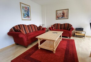 Deluxe Apartment, Private Bathroom, Lake View (Panorama) | 1 bedroom - Villa Gerster (Wasserburg am Bodensee)