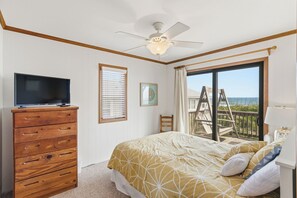 4 bedrooms, iron/ironing board, free WiFi, wheelchair access