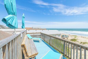 Property grounds - Oceanfront! Cozy, Views Galore! Crow's Nest, SN0112 (Nags Head)