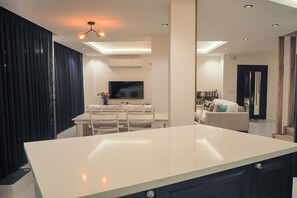 Interior - Villa Koza, 3 bedroom with great views (Antalya)