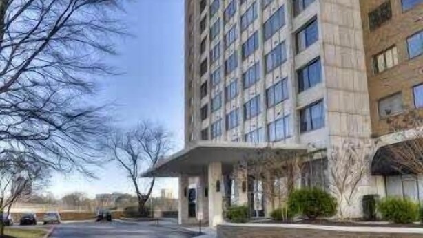 Exterior - Heart of ATL Downtown  1B1B  City View  Cozy Condo (Atlanta)