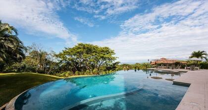 Hilltop condo with beautiful ocean view!