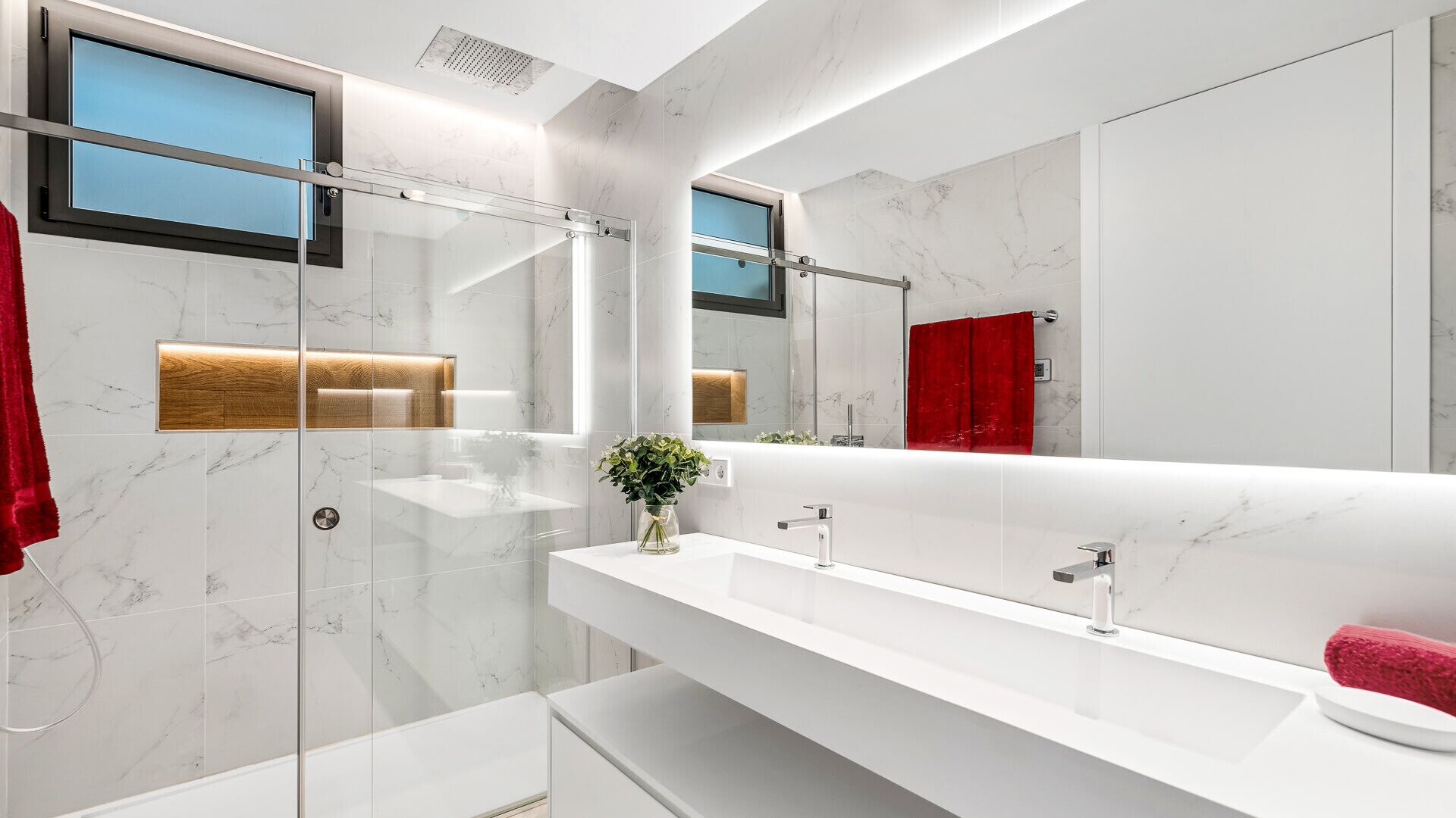 Bruser, hårtørrer, håndklæder