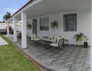 Terrace/patio - Country house 4 bedrooms 5 bathrooms pool, kitchen, grill (San Vicente de Cañete)