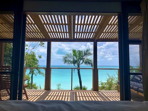 Secluded waterfront cottage