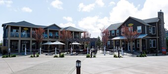 Calliope's Seaside Sanctuary Condominium - Oyhut Bay Seaside Village