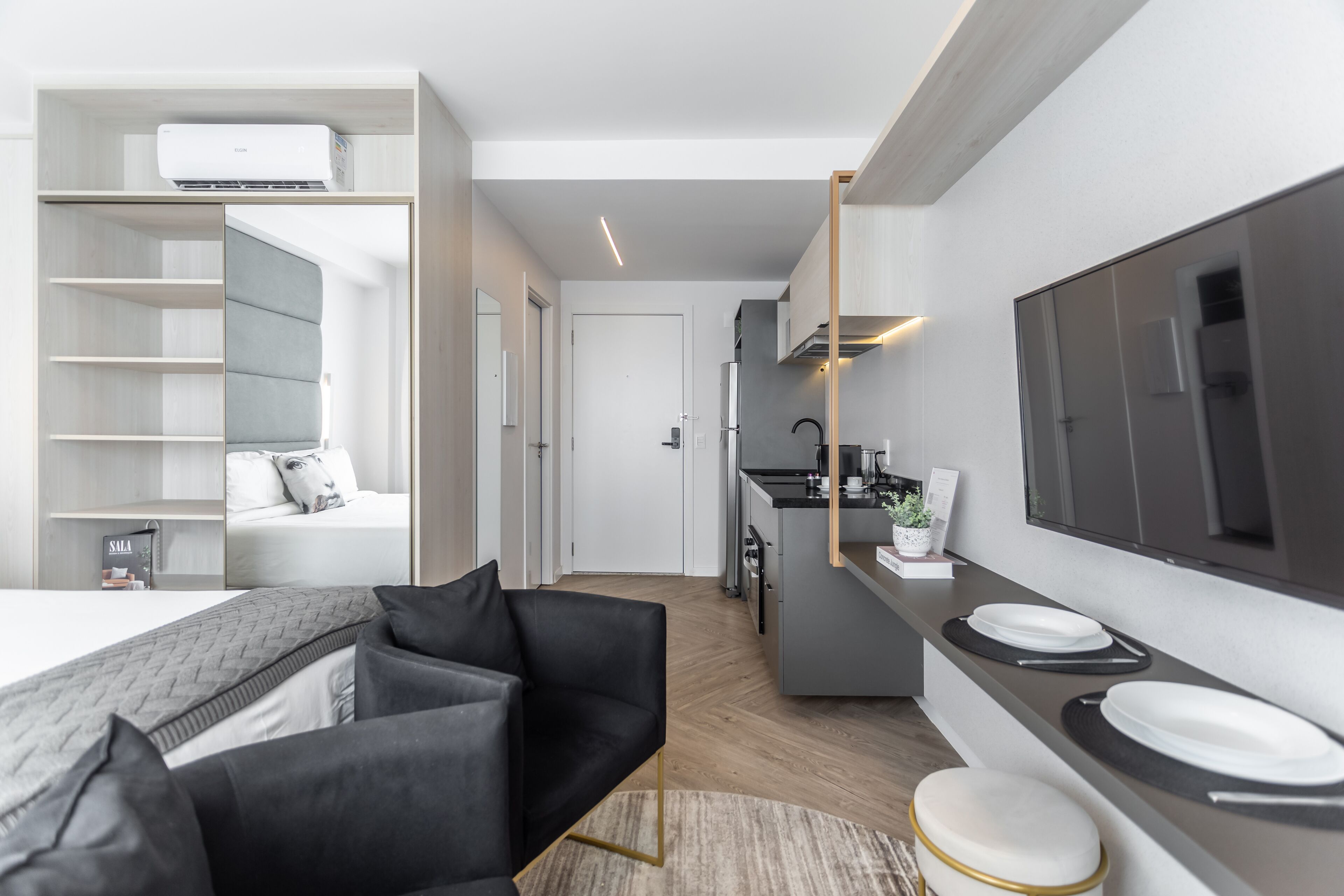 Studio Deluxe | Bộ đồ giường kháng dị ứng, trang trí khác biệt 