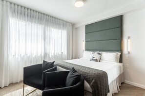 豪華開放式客房 | 低過敏寢具、獨特裝潢、布置獨特、免費無線上網