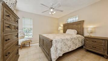 1 bedroom, in-room safe, desk, iron/ironing board