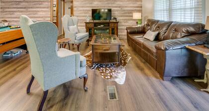 Spacious 3Bed/2Bath home just 1 mile off exit 407