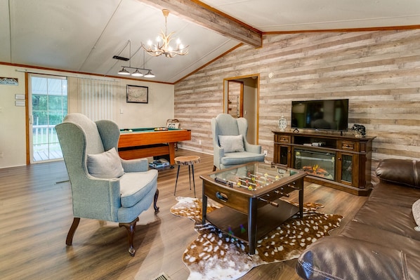 Smart TV, fireplace, video games, table football