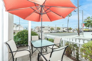 Outdoor dining - NEW LISTING! | Ideal Vacation Headquarters! | 1 Block to Beach! | Walk to all the Hot Spots (Newport Beach)