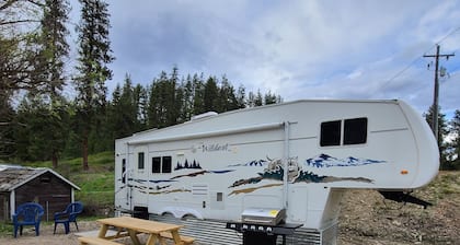 Camper at Minigolf Course TIGER - AC - Furnace - Fully Furnished