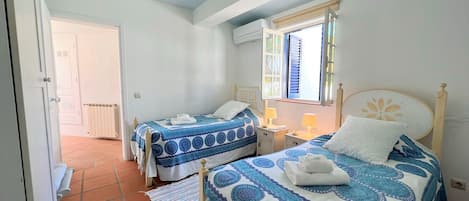 4 多间卧室、熨斗/熨衣板、免费 WiFi、床单