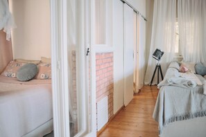 1 bedroom, iron/ironing board, free WiFi, bed sheets