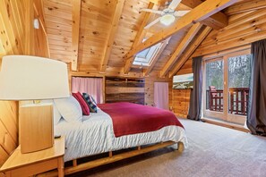 4 Schlafzimmer, Schreibtisch, Bügeleisen/Bügelbrett, Reisekinderbett