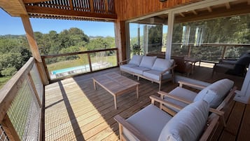 Deluxe Apartment, 3 Bedrooms, Terrace, Pool View | Terrace/patio