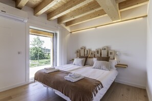 Design Studio Suite, Terrace | Down comforters, individually decorated, individually furnished, desk