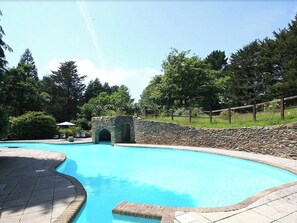 Piscina coperta, piscina all'aperto