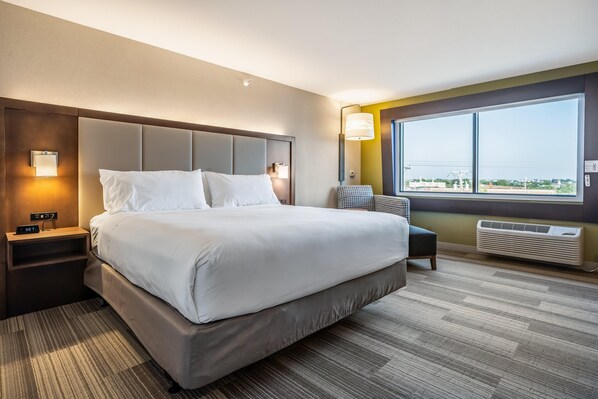 Room - Holiday Inn Express & Suites Platteville (Platteville)