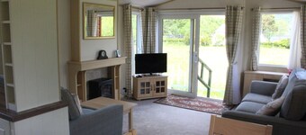 Ben View - luxury cabin with spectacular alpine and loch views