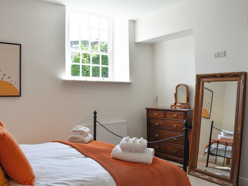 3 bedroom accommodation in Richmond