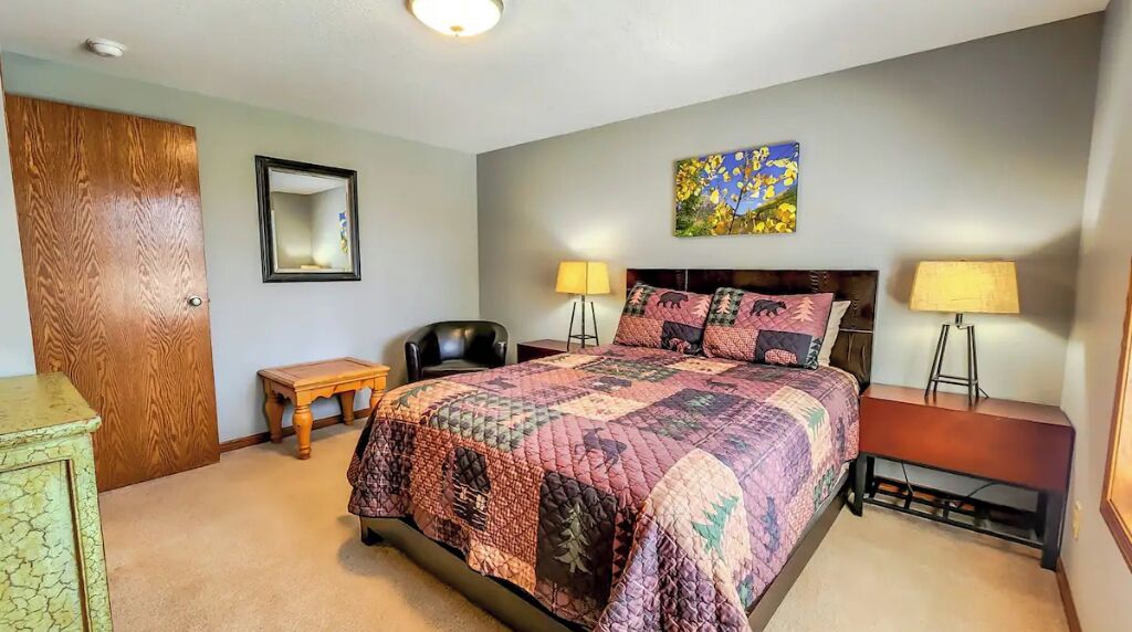 2 bedrooms, free WiFi, bed sheets