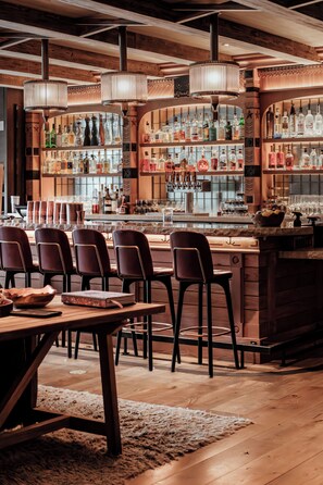 Bar (en la propiedad)