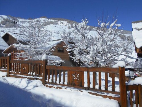 Super apartment 8 to 10 pers 05560 VARS