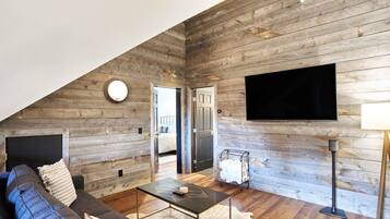 Smart TV, fireplace, video games, stereo