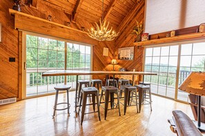 Dining - Sky Bear Lodge (Swain County)