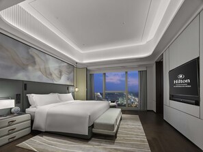 Suite Presidensial, 1 Tempat Tidur King | Minibar, brankas, meja kerja, dan ruang kerja ramah laptop