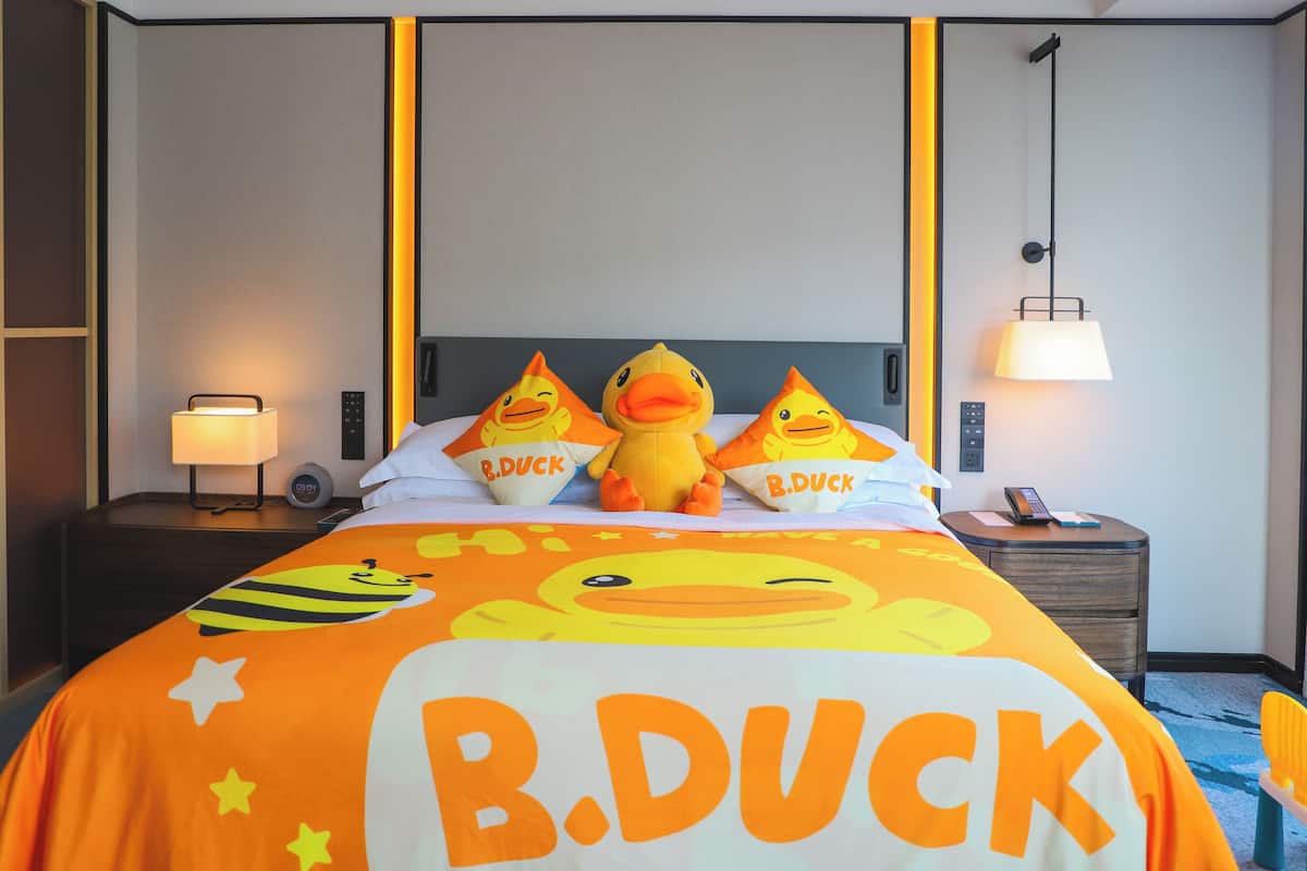 Deluxe Room, 1 King Bed