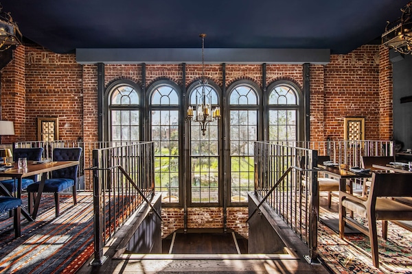 Makan malam dihidangkan, masakan Amerika