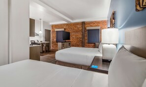 Surmatelas, coffres-forts dans les chambres, bureau