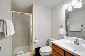 Shower, towels