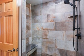 Shower, towels