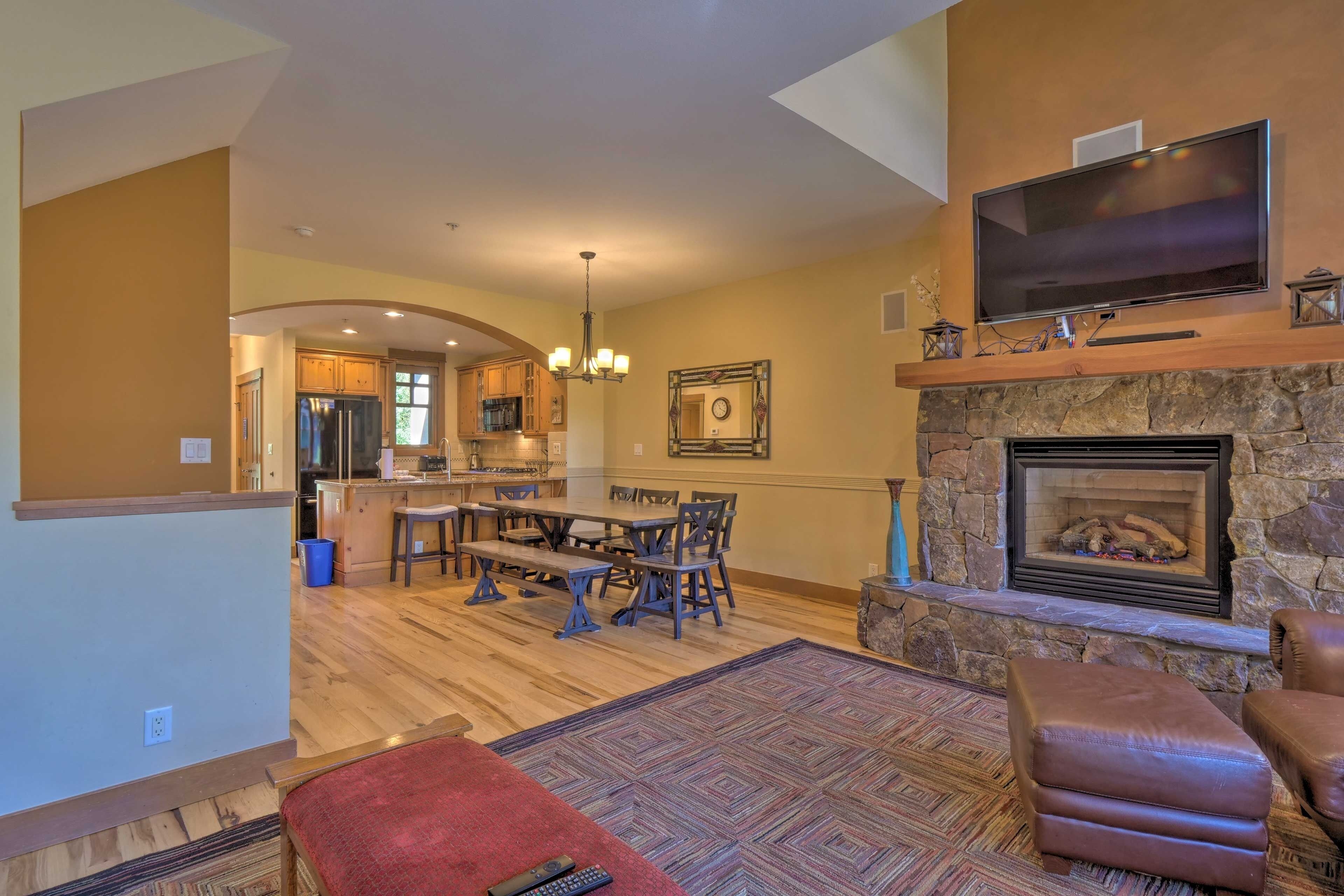 TV, fireplace, DVD player