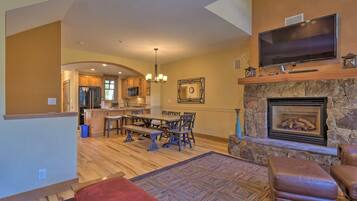 TV, fireplace, DVD player