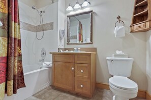 Shower, towels