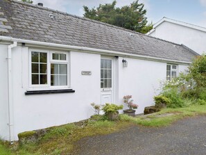 Exterior detail - 2 bedroom accommodation in Narberth (Narberth)