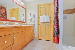 Shower, towels - Copper Springs 2 Bedroom Condo #203 by RedAwning (Copper Mountain)