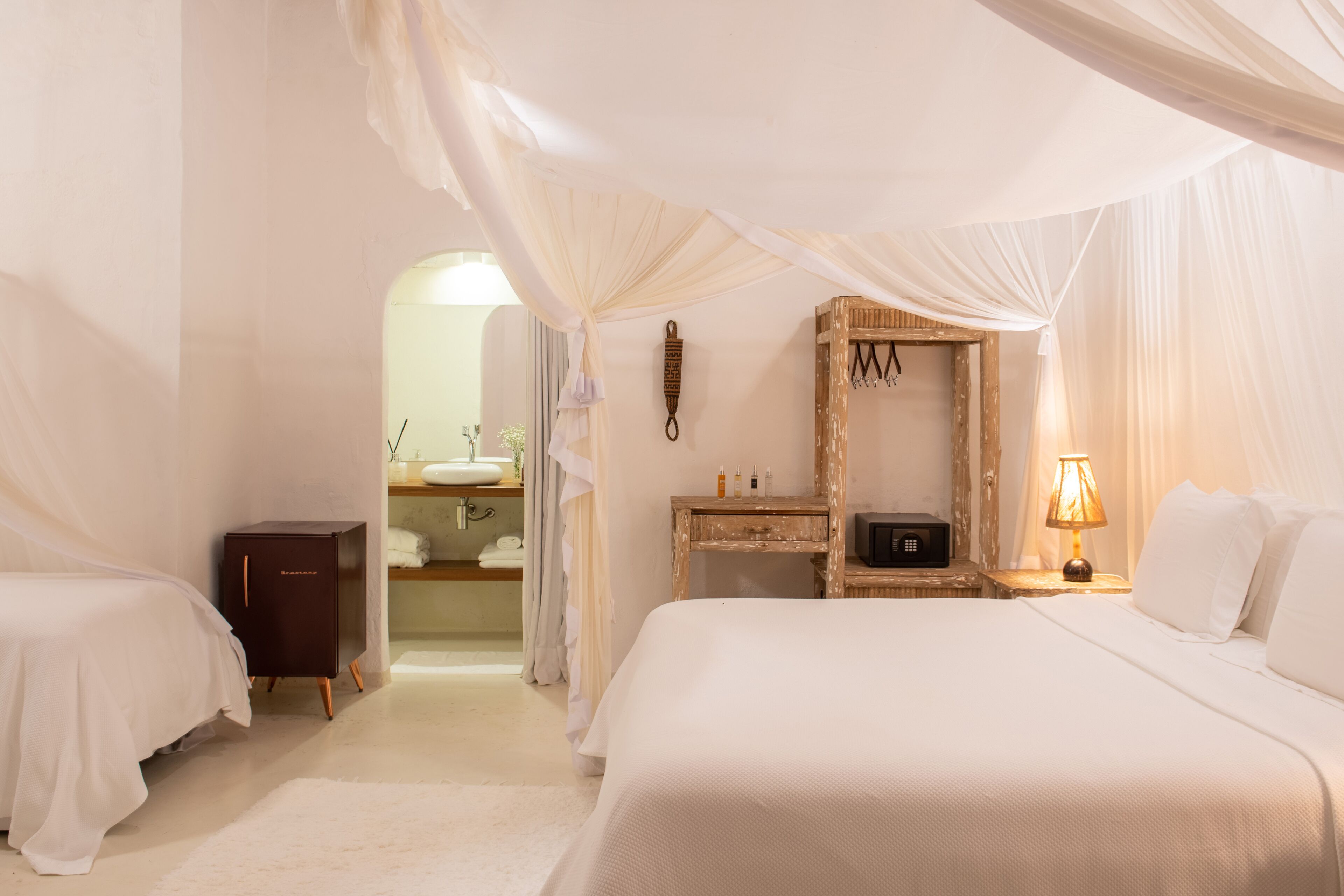 Superior Falesia (Upper Floor via Stairs)