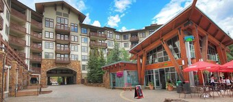 Passage Point Hotel Style Room with 1 Bed  #523A by RedAwning