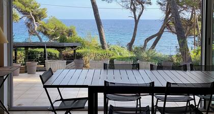 Villa familiale superbe vue mer, face Ă la plage, comme un bateau sur l'eau
