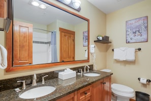Shower, towels
