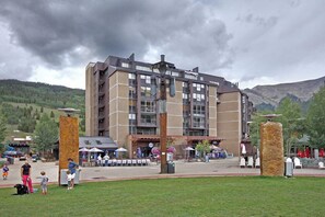 Exterior - Mountain Plaza 1 Bedroom Condo #404 by RedAwning (Copper Mountain)