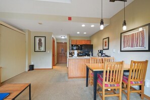 Dining - Copper One Studio  #513 by RedAwning (Copper Mountain)
